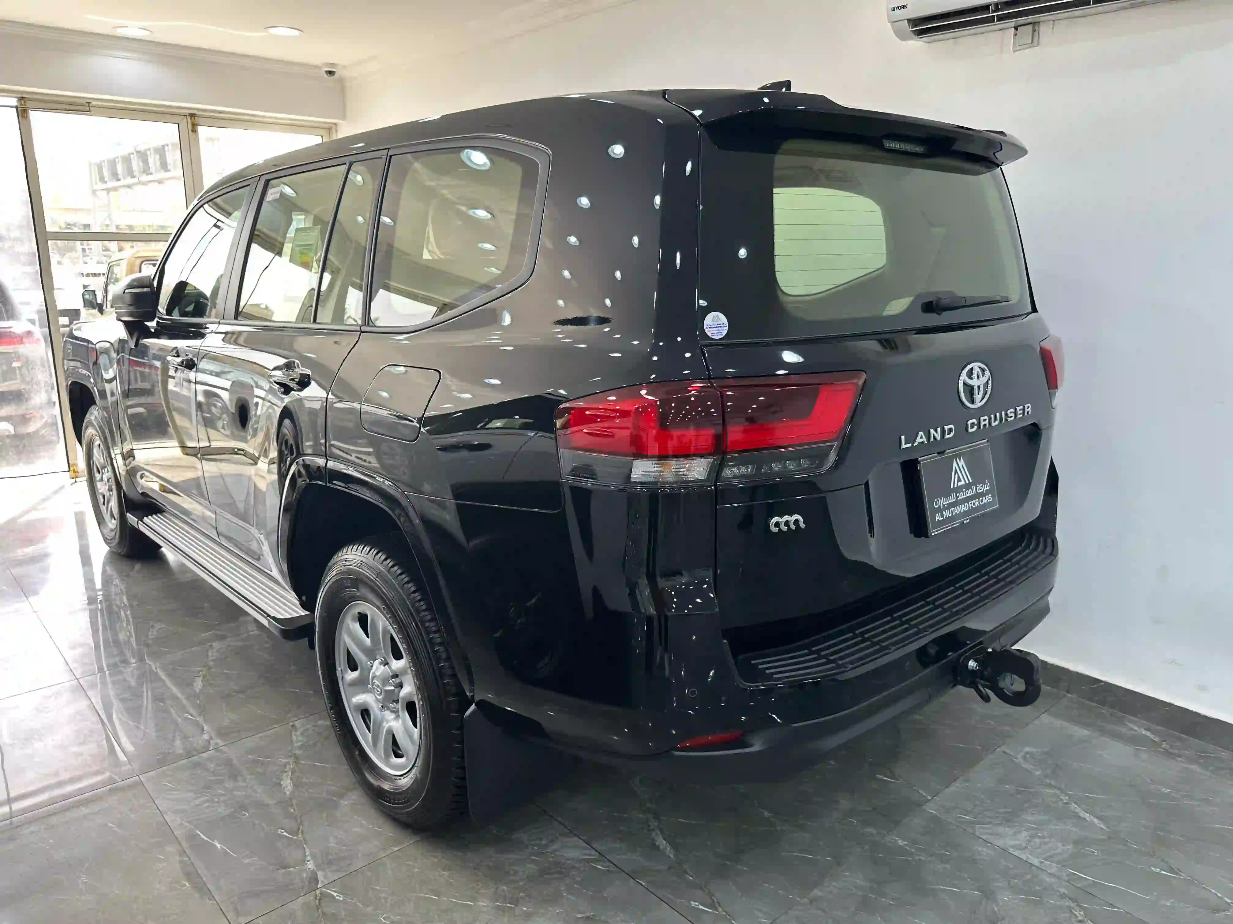Toyota Land Cruiser GX Standard 2026 - Image 3