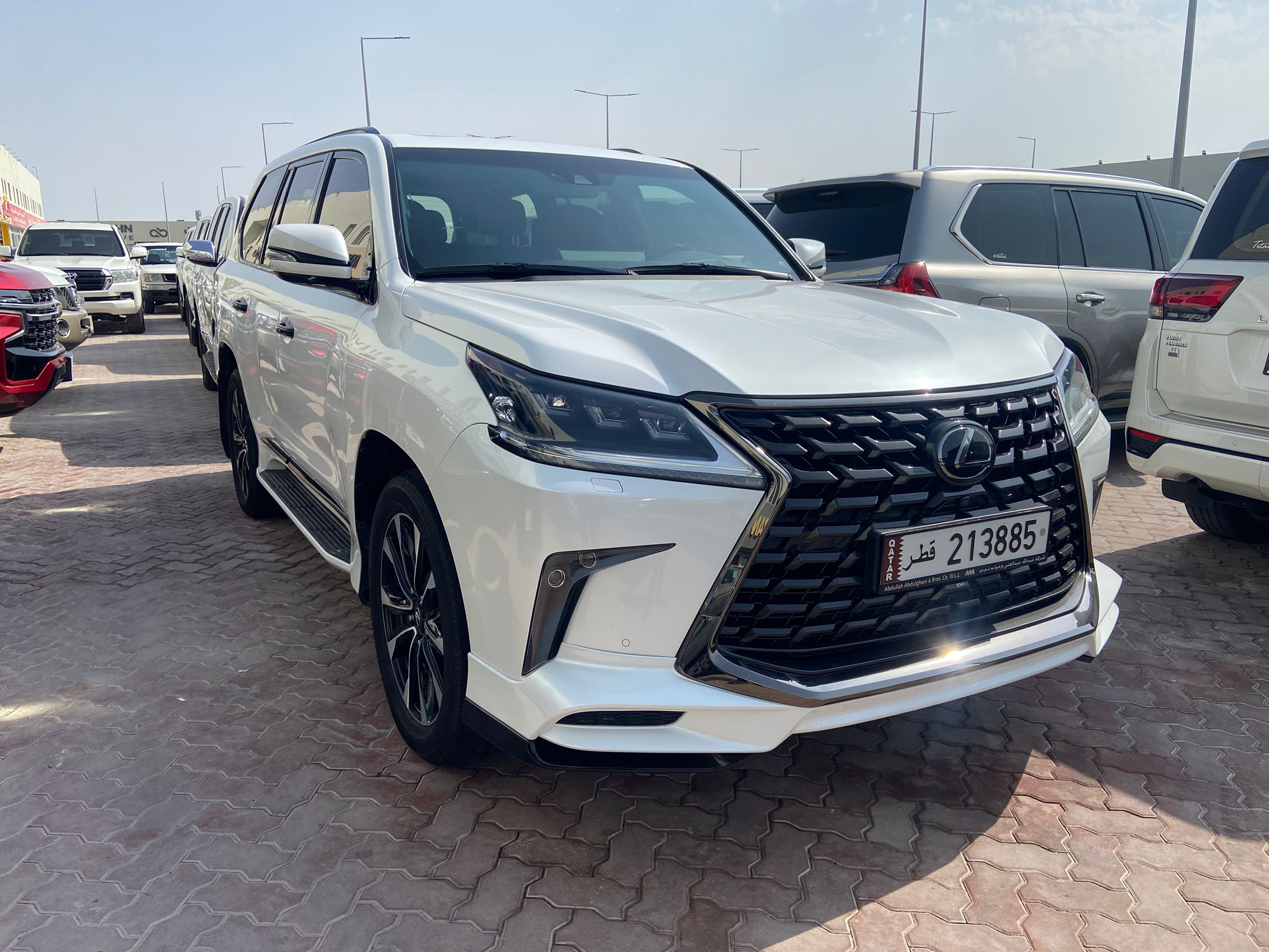 Lexus LX 570 S Black Edition 2021 - Image 2