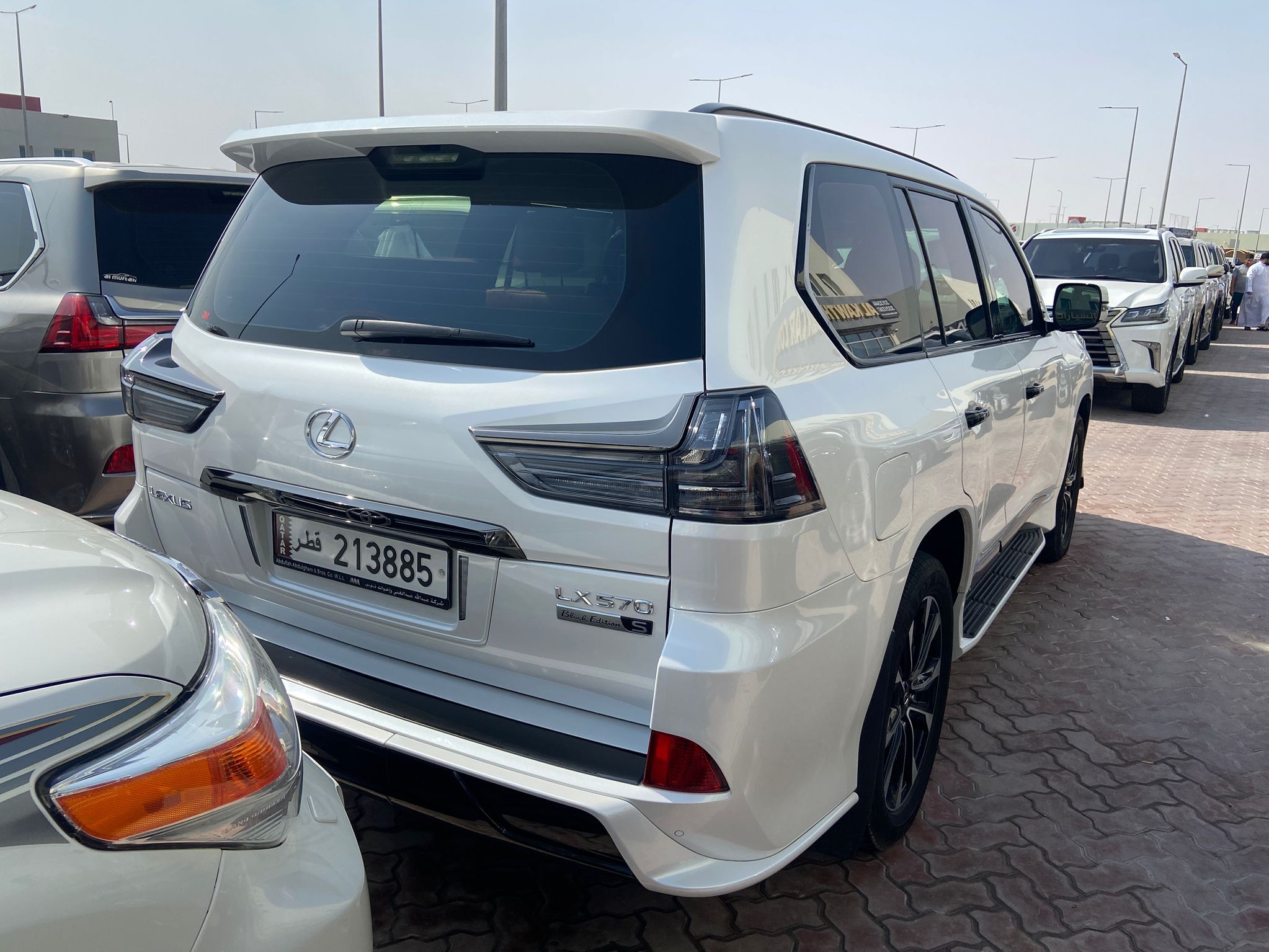Lexus LX 570 S Black Edition 2021 - Image 3