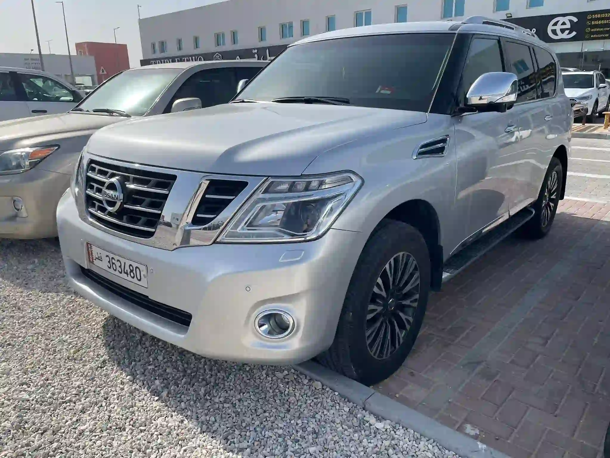 Nissan Patrol  Platinum 2017 - Image 2