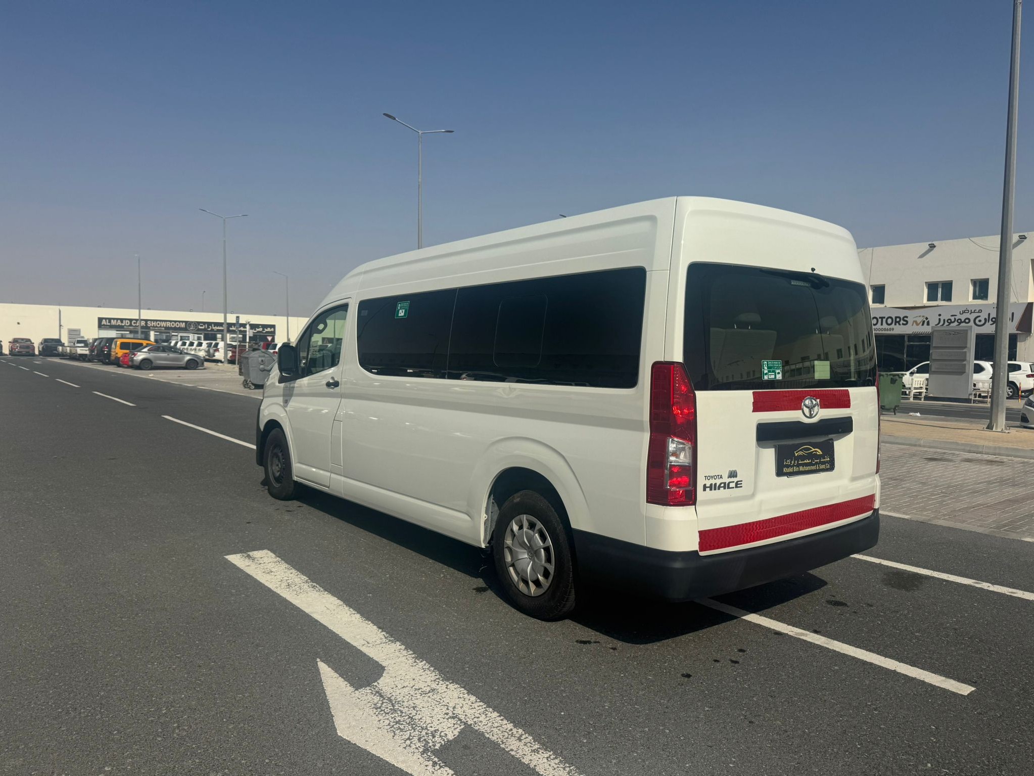 Toyota Hiace Bus 2022 - Image 4