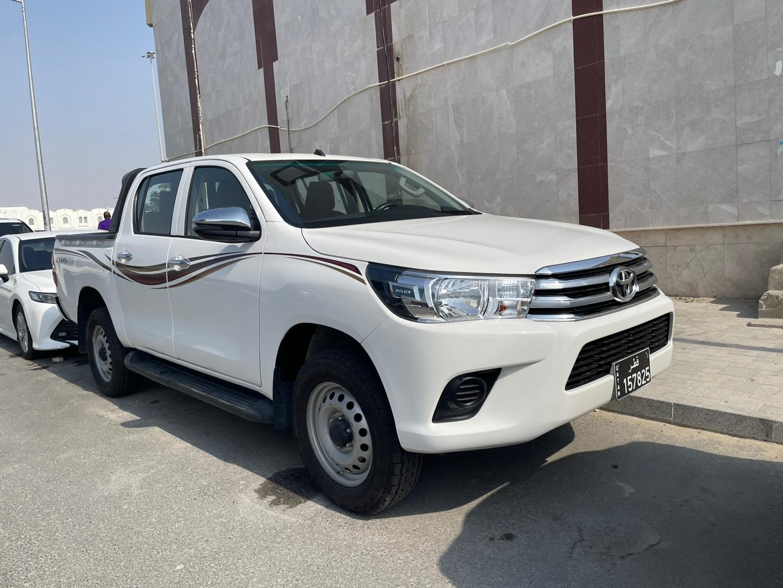 Toyota Hilux 2019 - Image 2