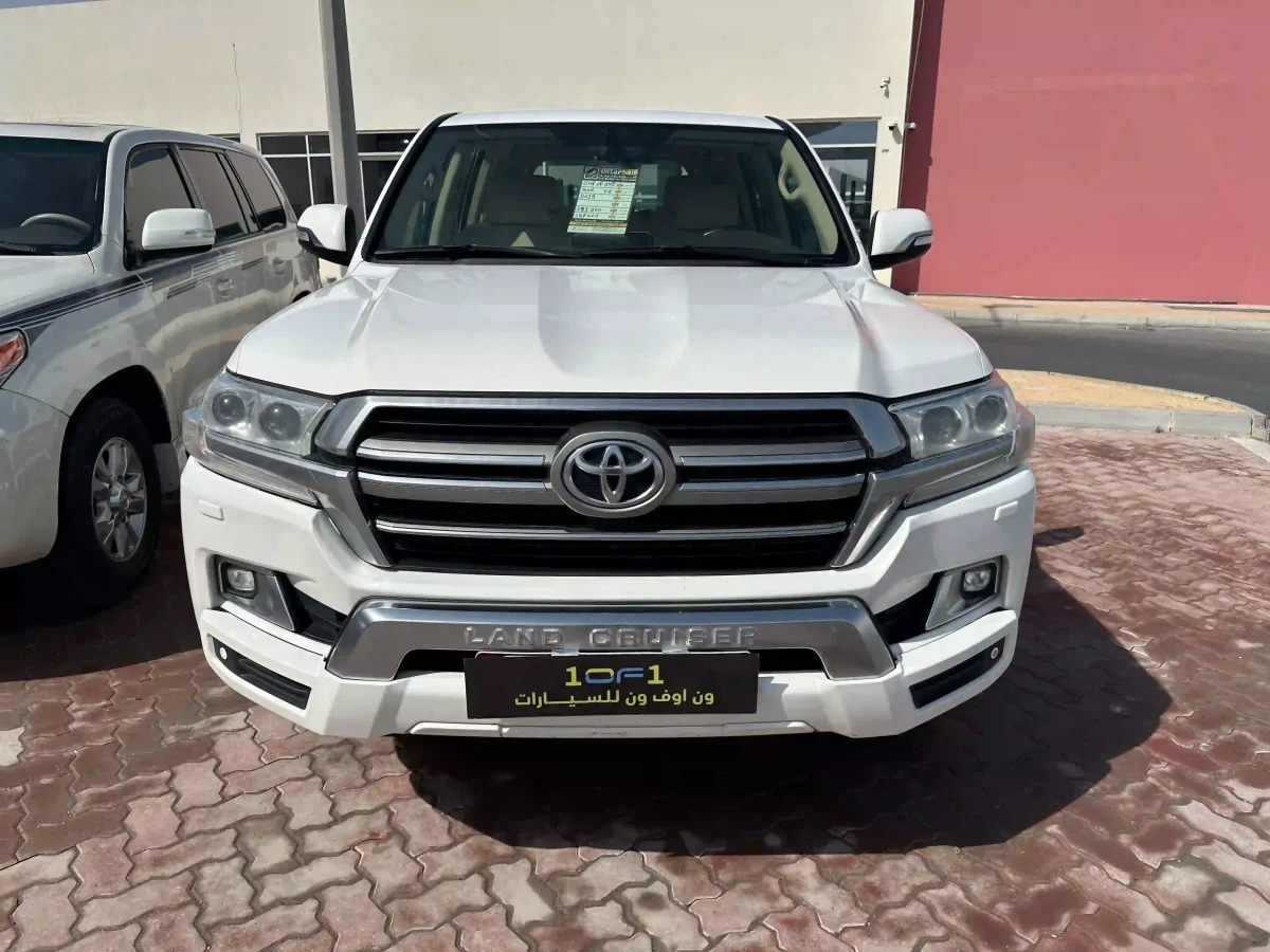 Toyota Land Cruiser GXR v6 2019