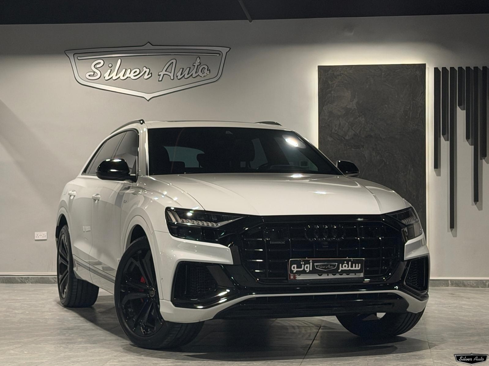 Audi Q8 S Line 2019 - Image 2