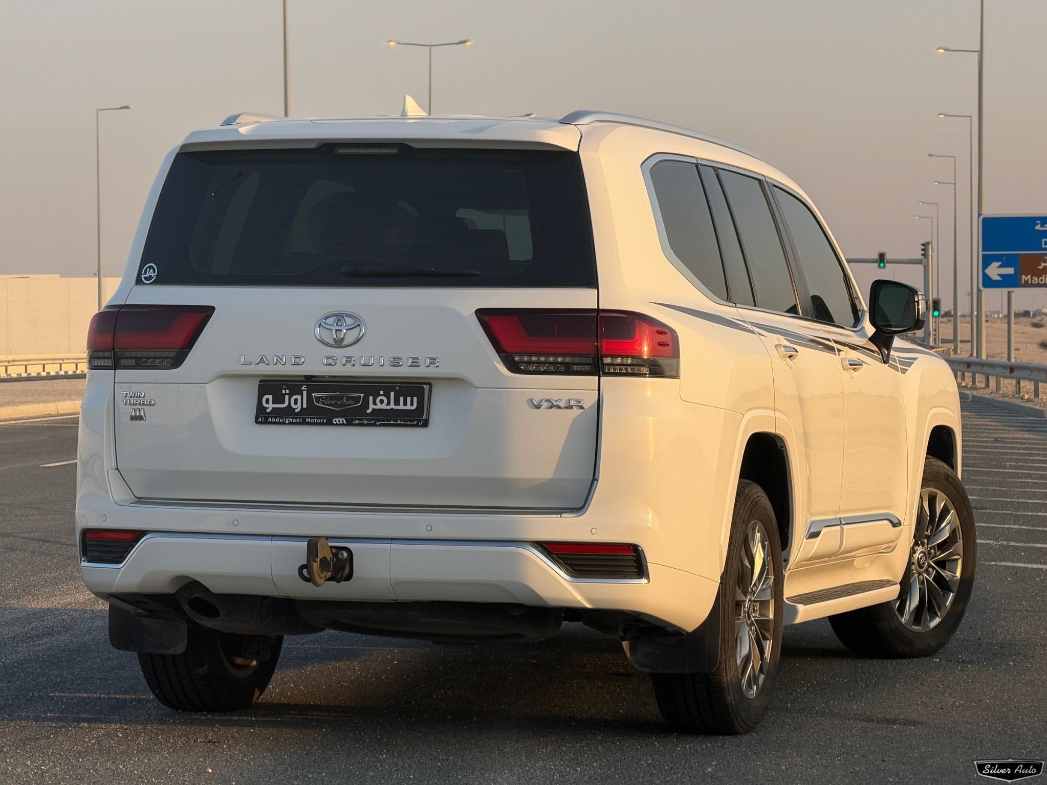 Toyota Land Cruiser VXR Twin Turbo 2024 - Image 4