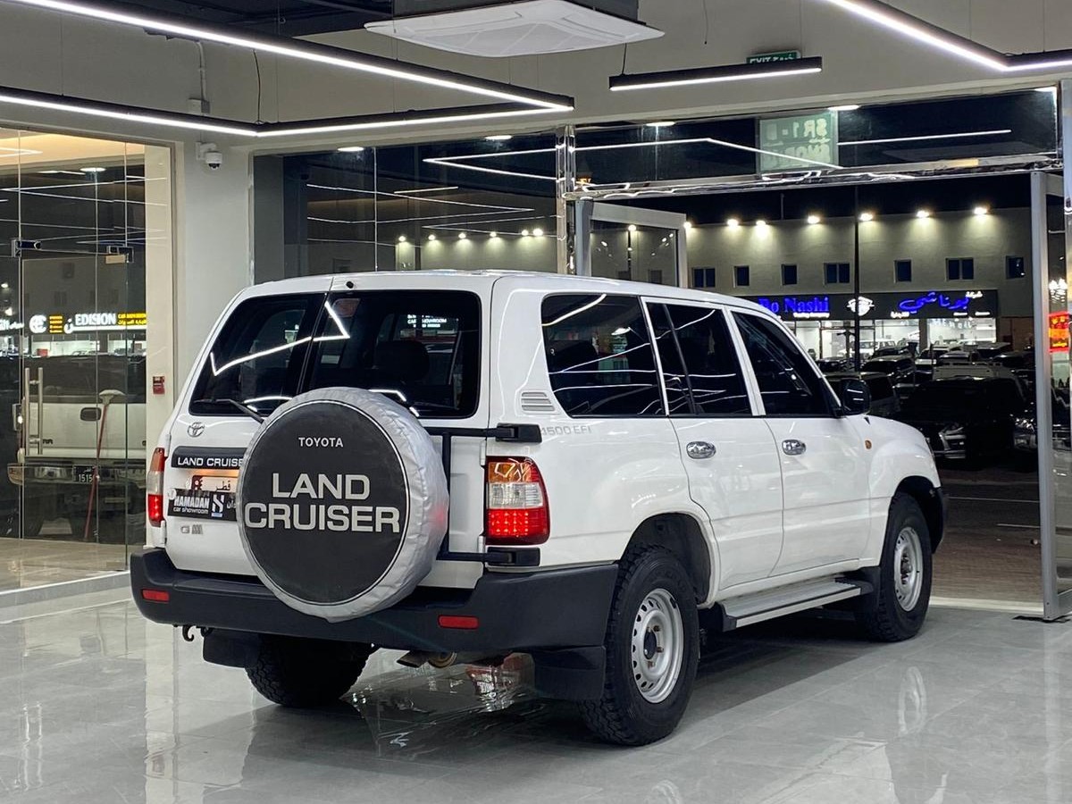 Toyota Land Cruiser G standard 2007 - Image 2