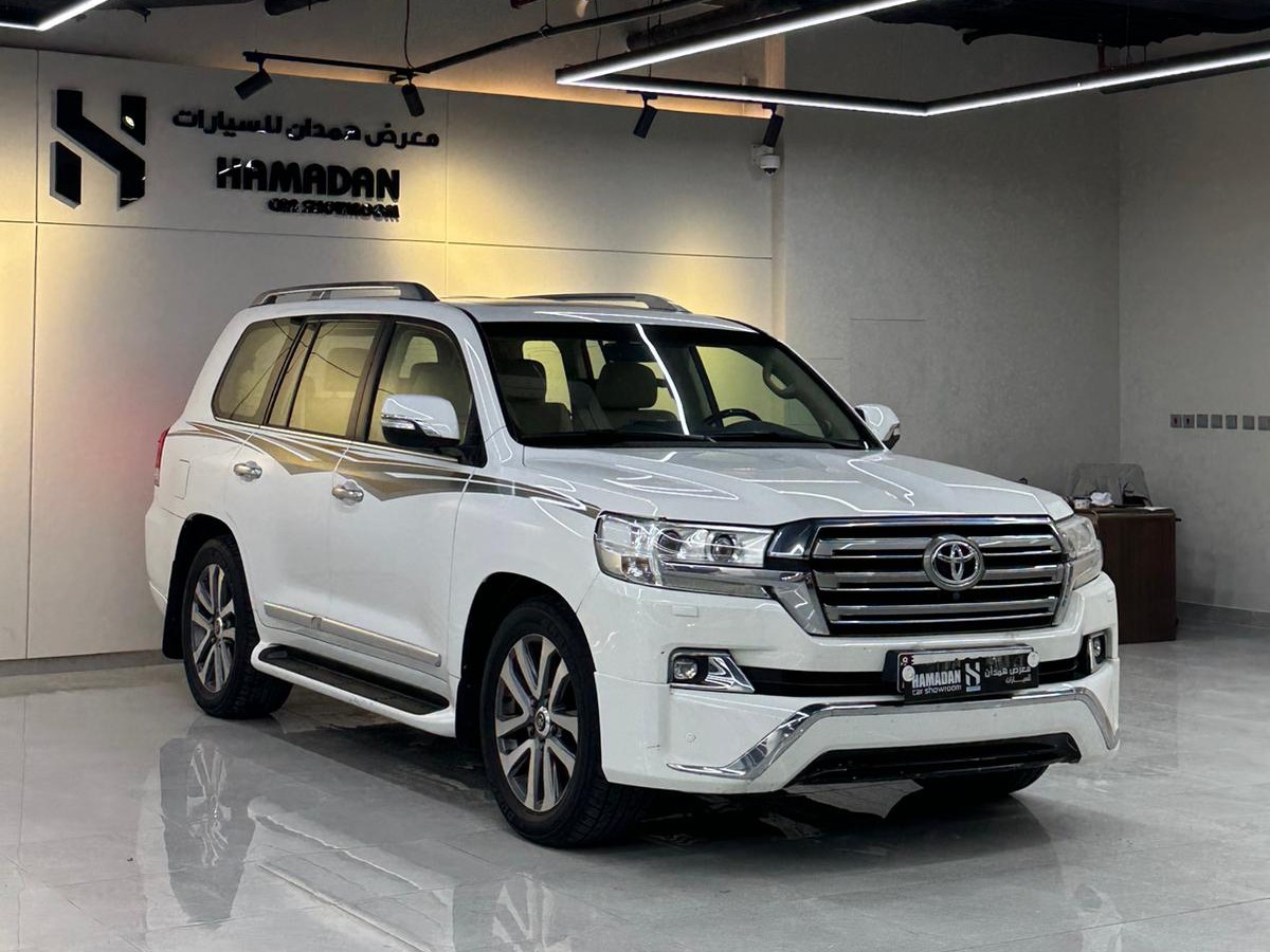 Toyota Land Cruiser VX.R 2016 - Image 1