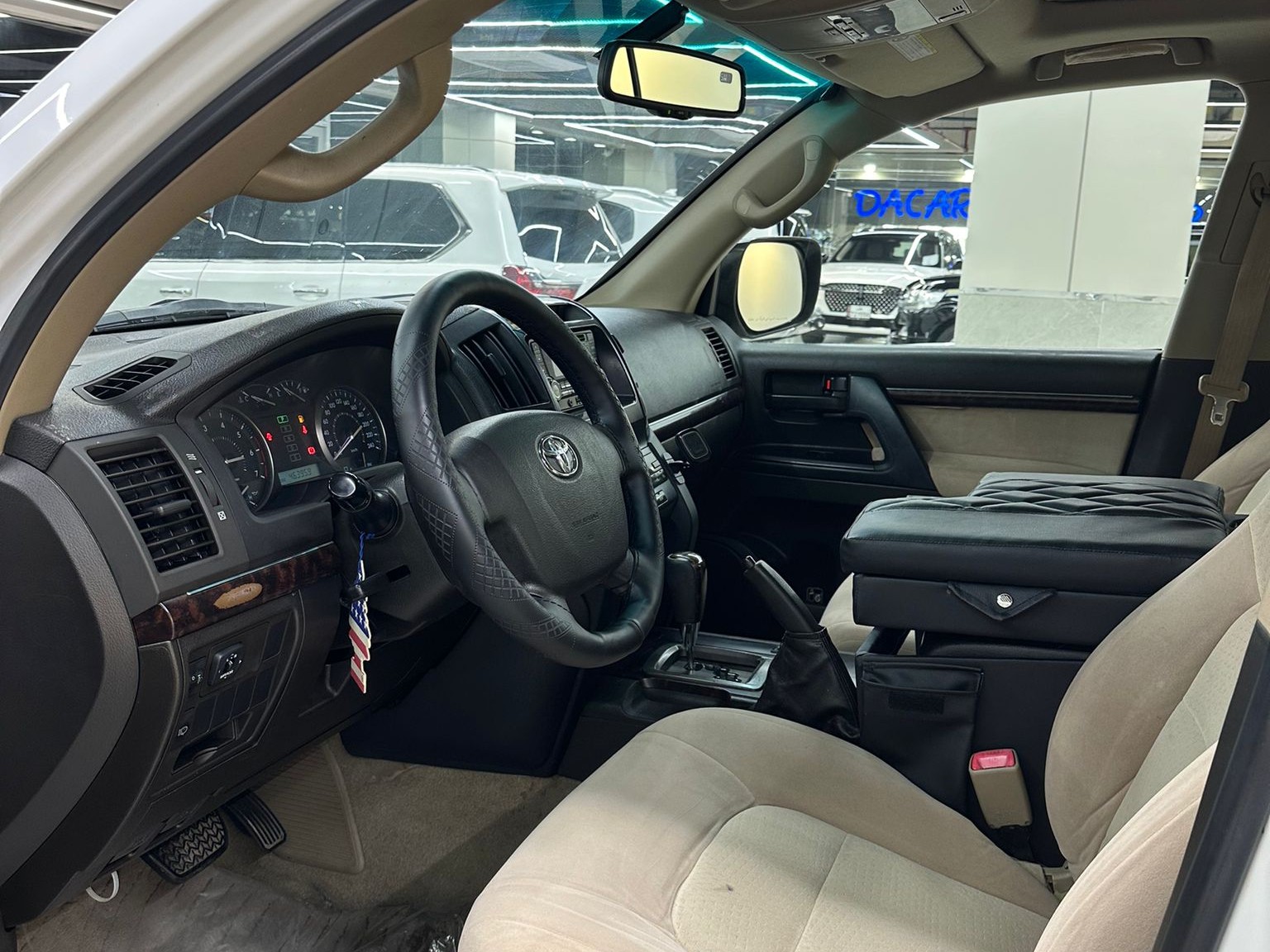 Toyota Land Cruiser GX.R 2010 - Image 3