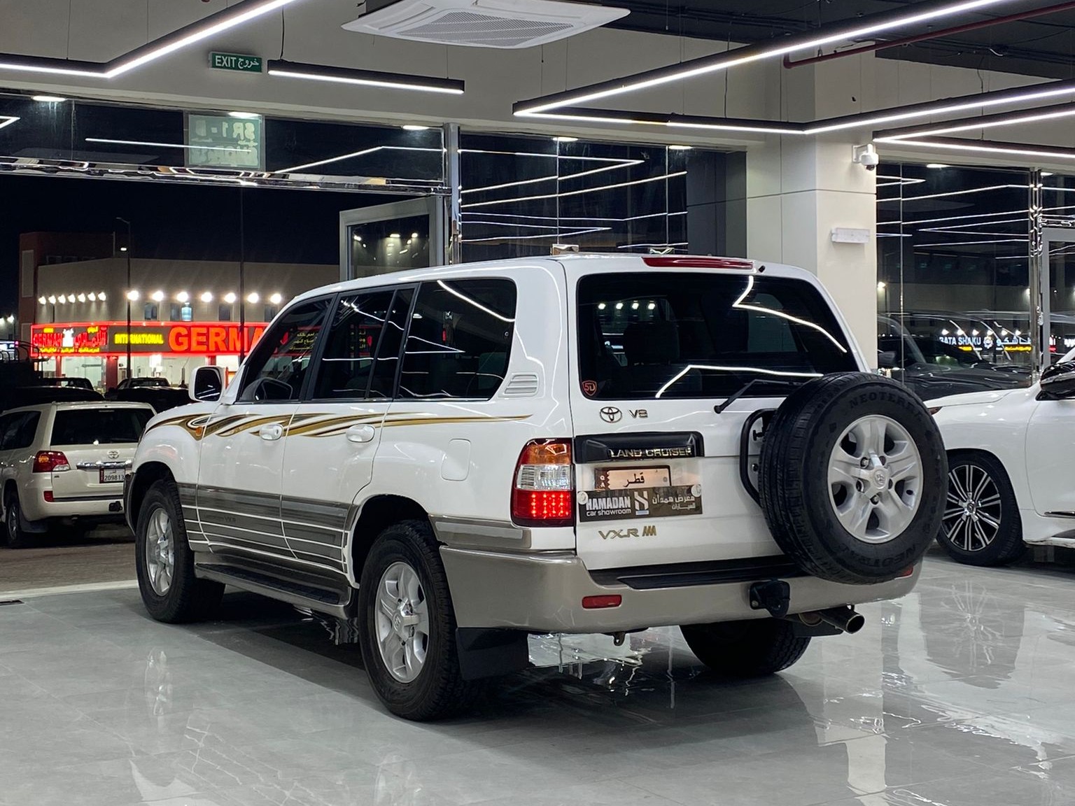 Toyota Land Cruiser VX.R 2004 - Image 2
