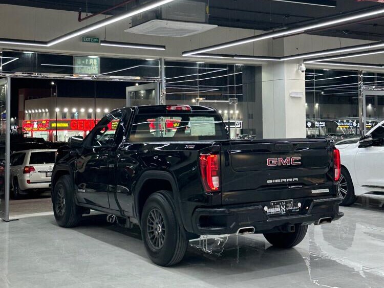 GMC Sierra Elevation  2022 - Image 3