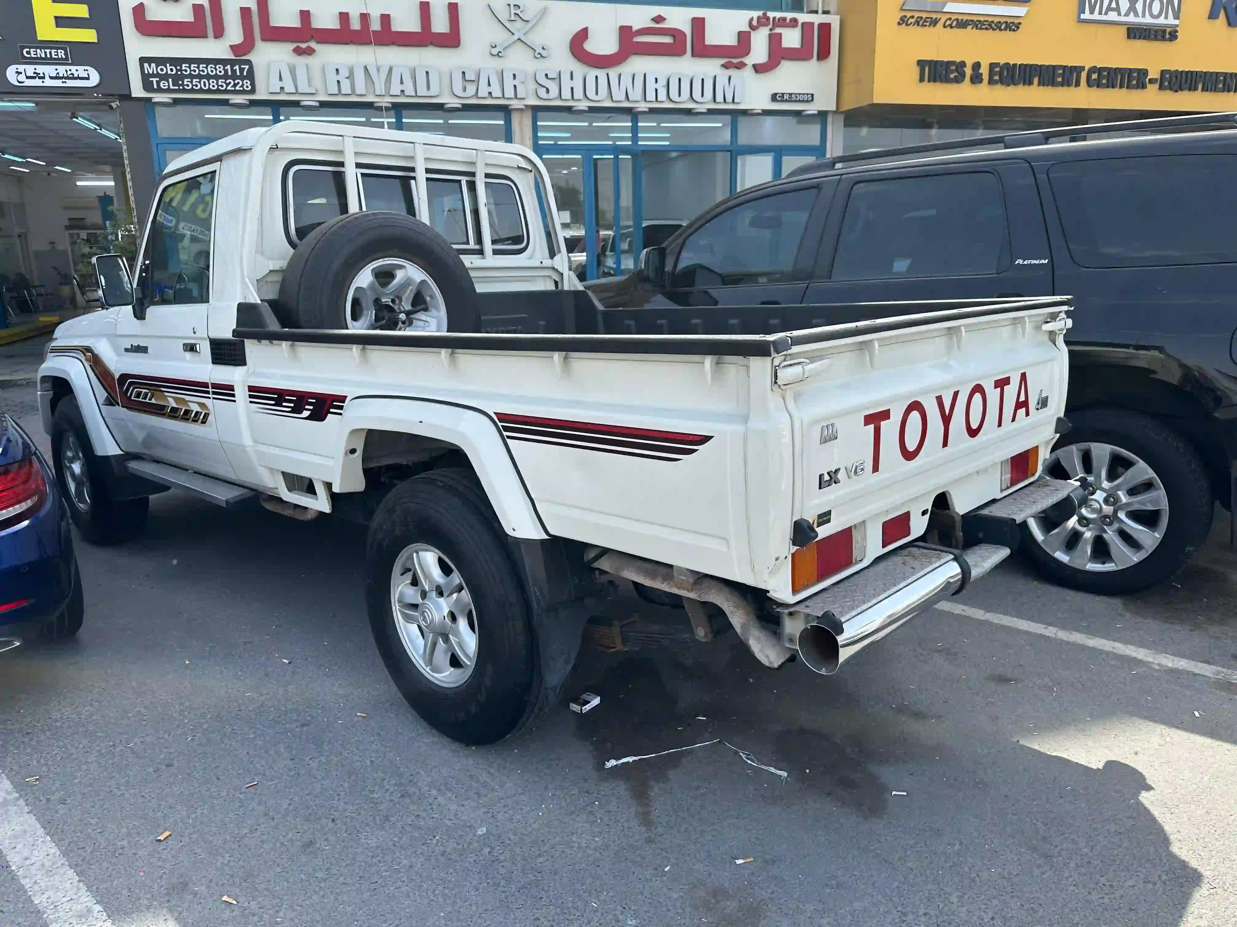 Toyota Land Cruiser LX 2021 - Image 4
