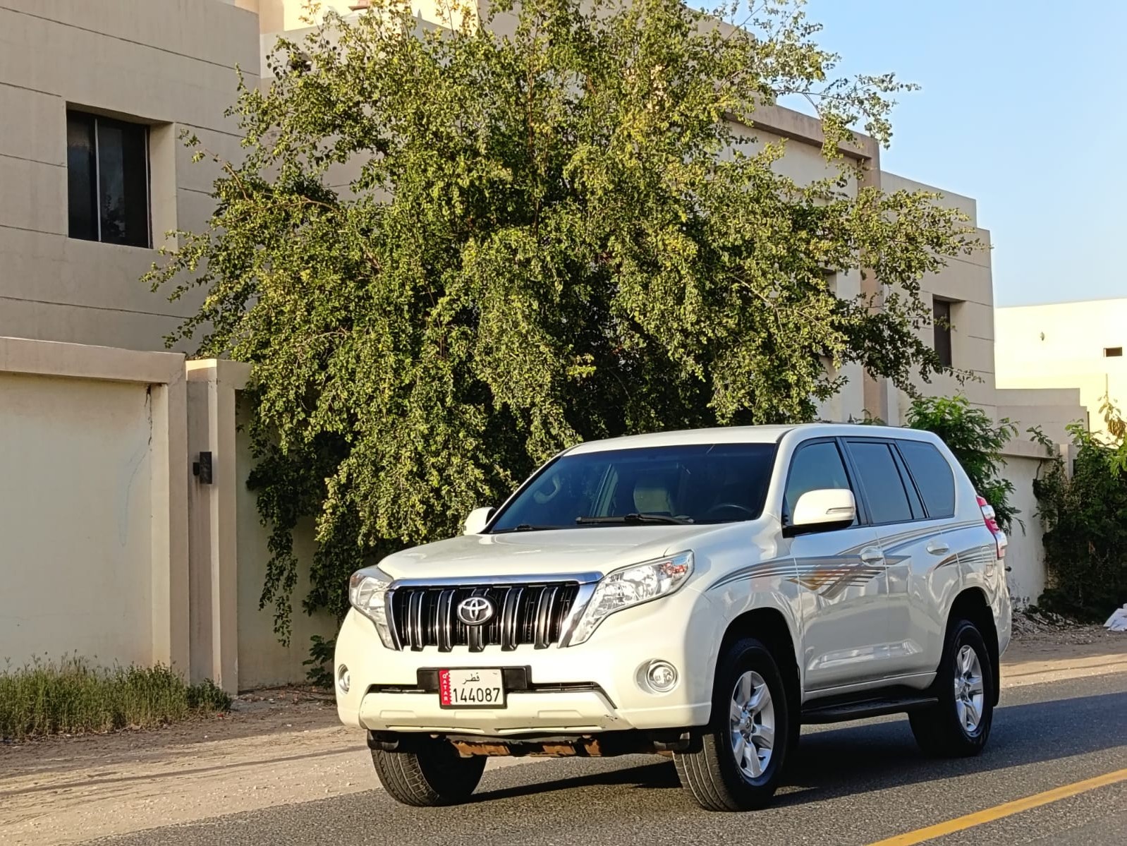 Toyota Prado 2014 - Image 2