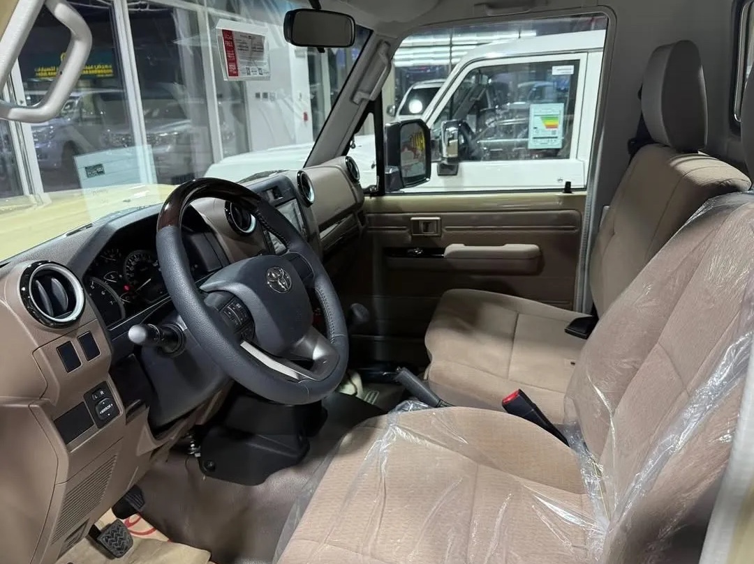 Toyota Land Cruiser LX 2025 - Image 4
