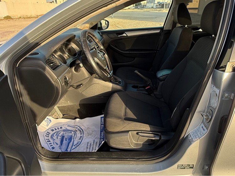 Volkswagen Jetta 2016 - Image 4