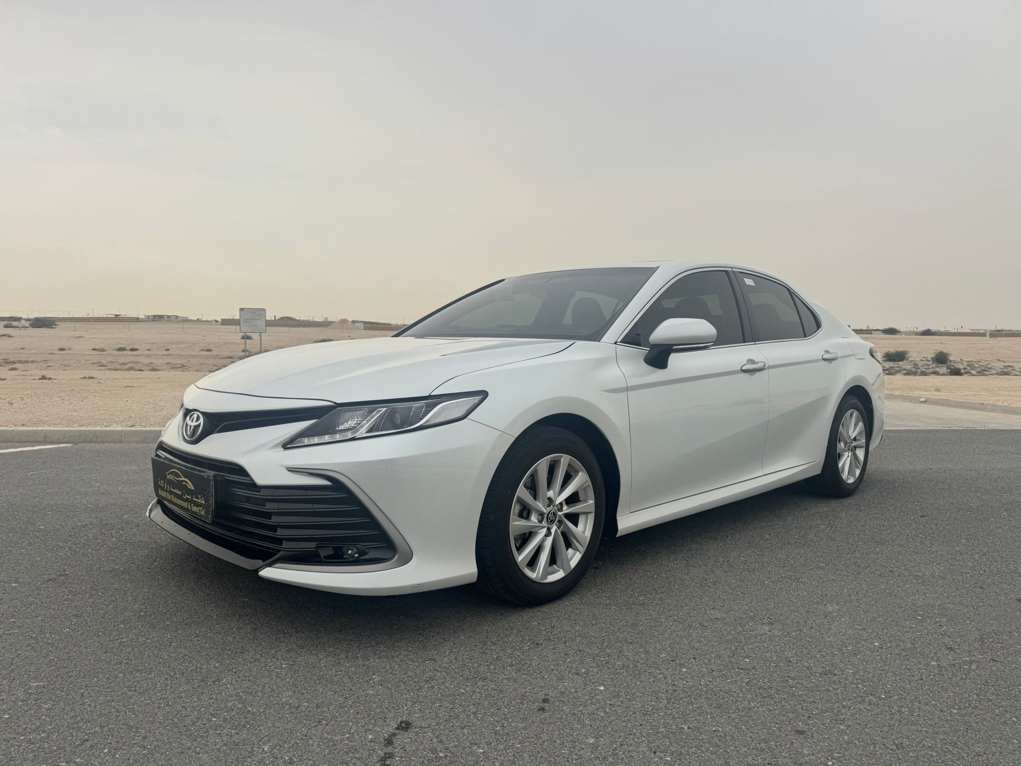 Toyota Camry 2024 - Image 2