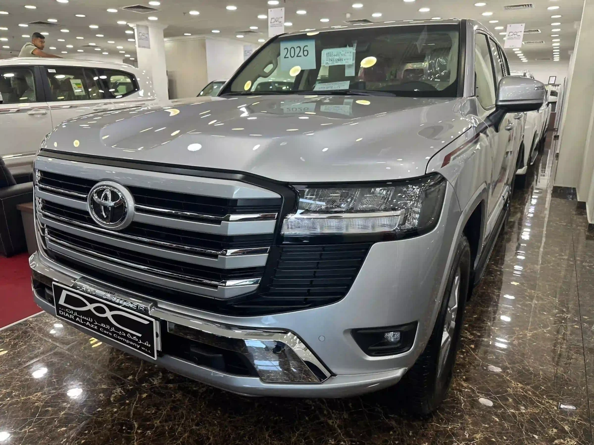 Toyota Land Cruiser GXR v6 2026