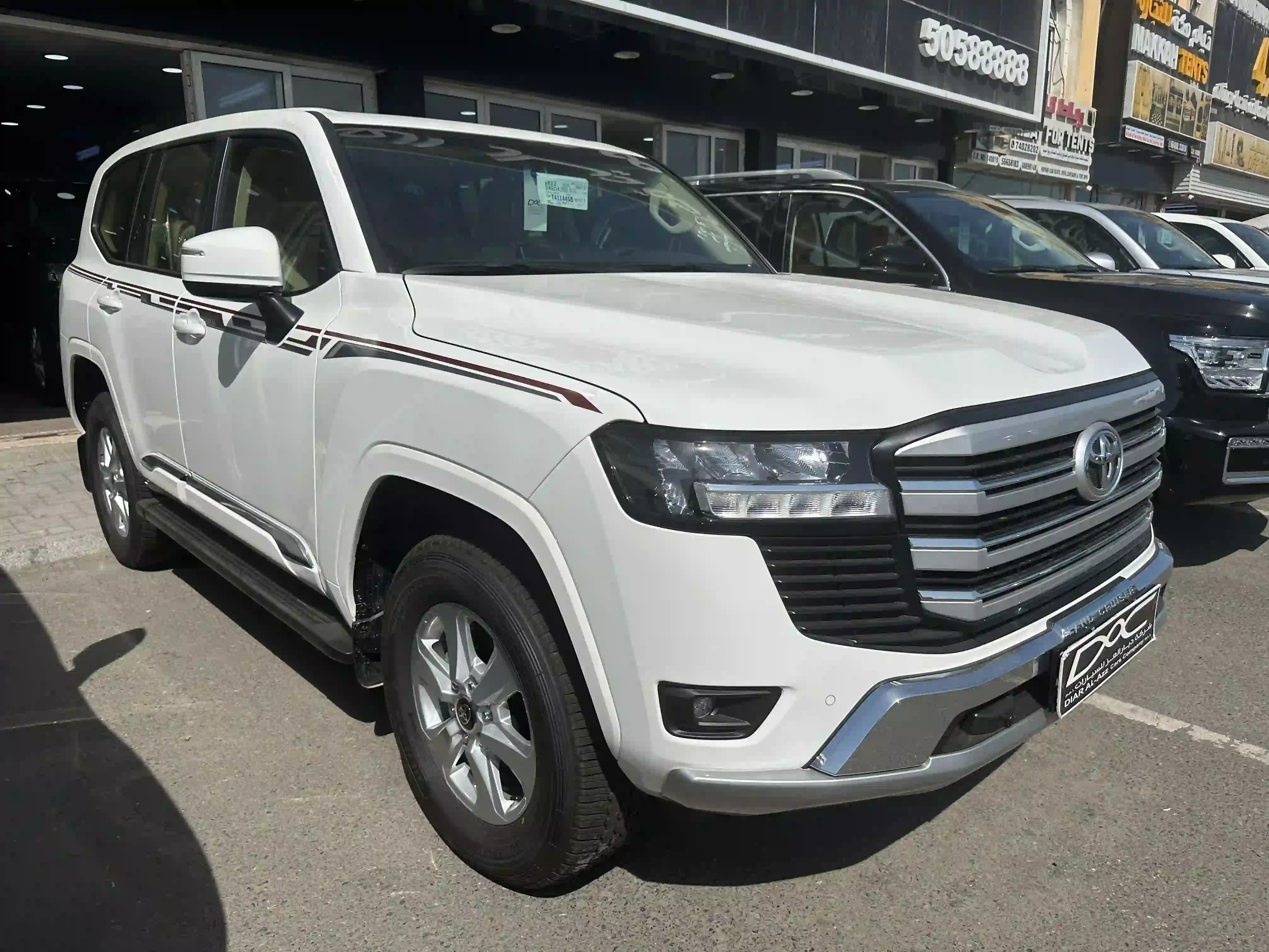 Toyota Land Cruiser GX.R 2026 - Image 2