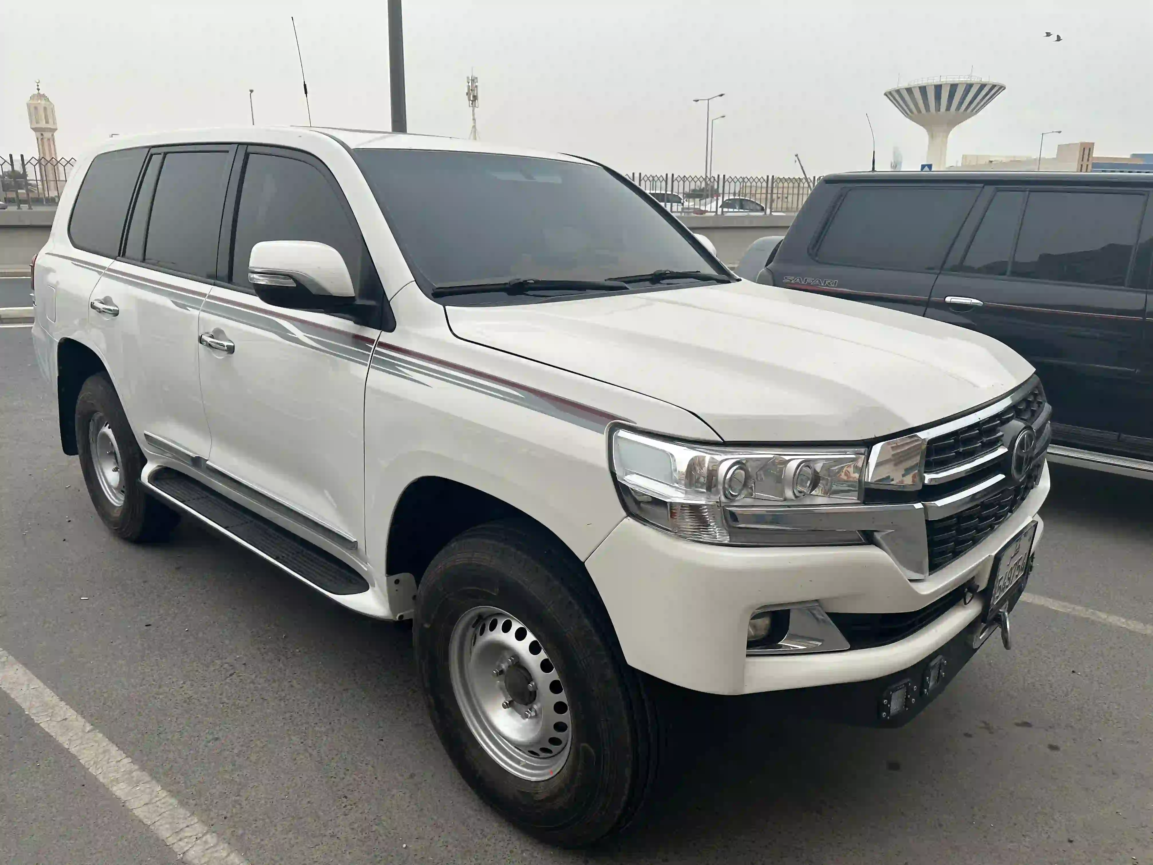 Toyota Land Cruiser VX.R 2009 - Image 2