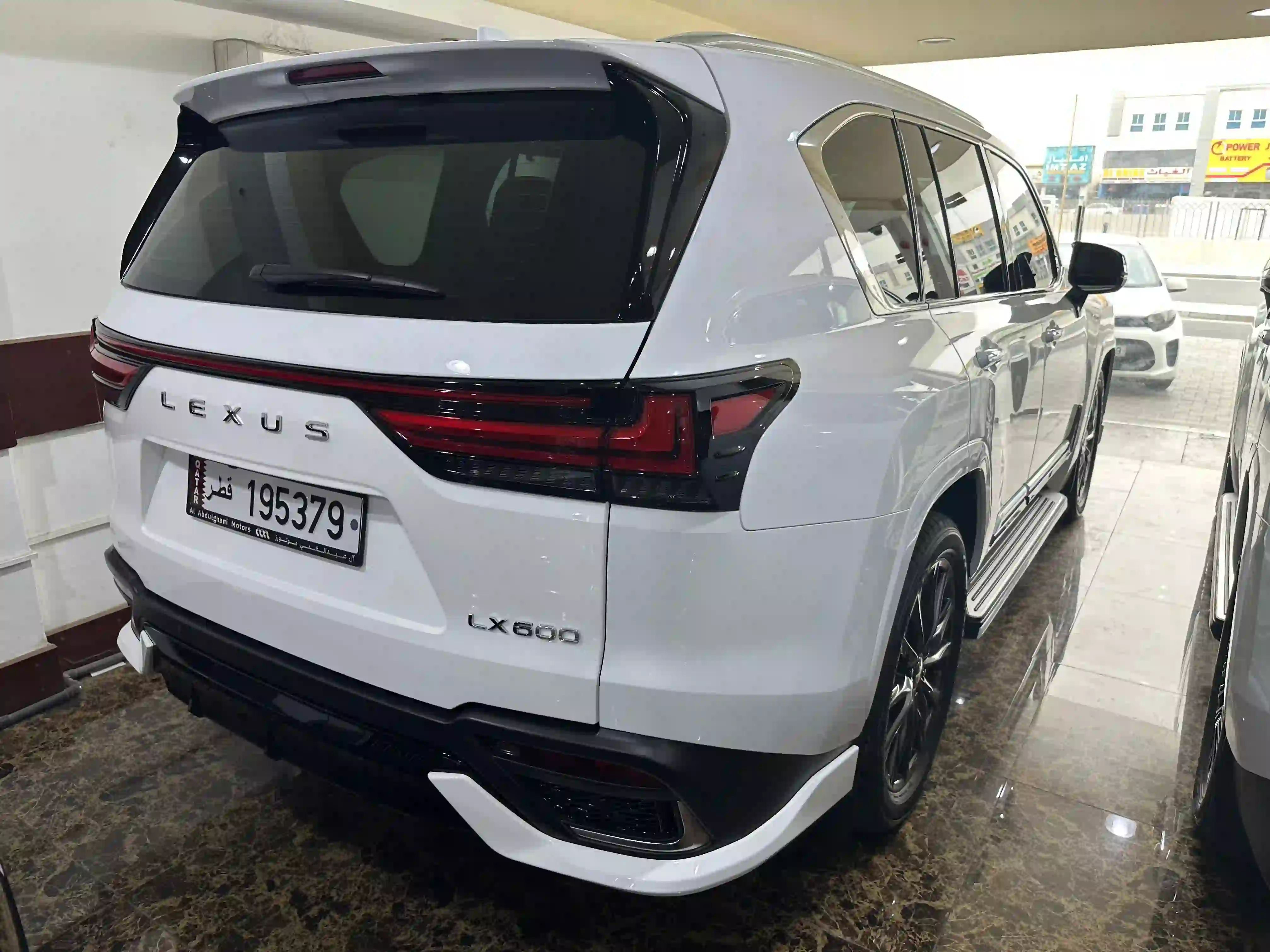 Lexus LX 600 2026 - Image 3