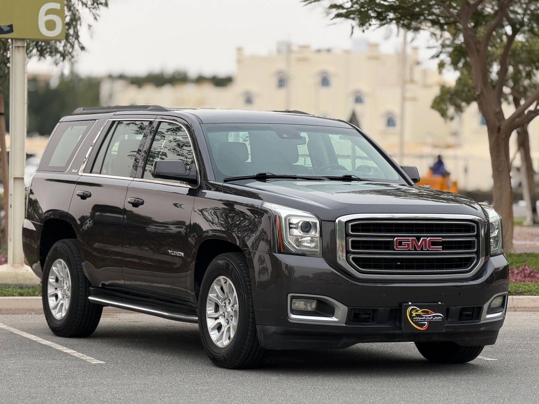 GMC Yukon SLE 2015 - Image 3