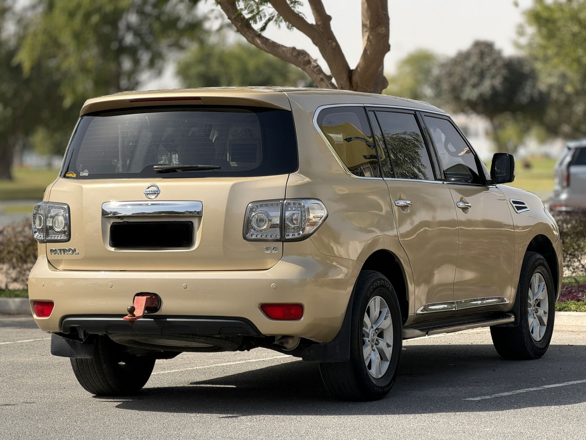 Nissan Patrol SE 2010 - Image 3