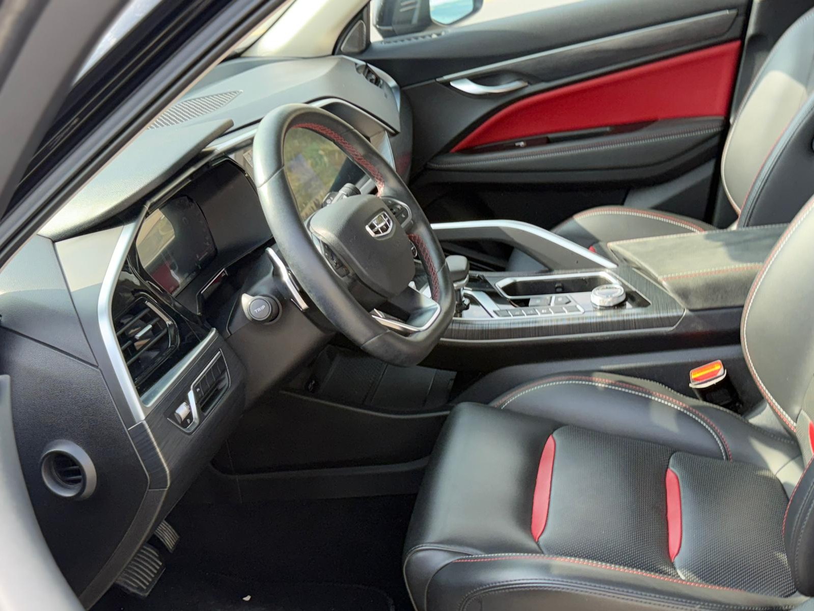 Geely  Tugella 2023 - Image 4