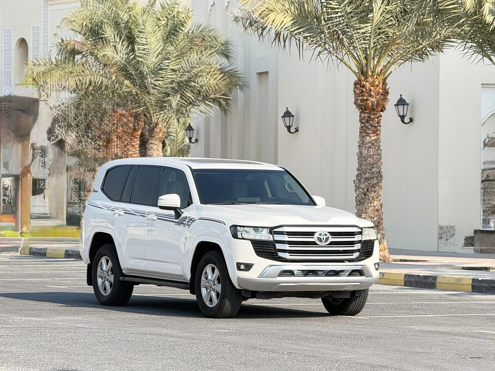 Toyota Land Cruiser GXR Twin Turbo 2022 - Image 2