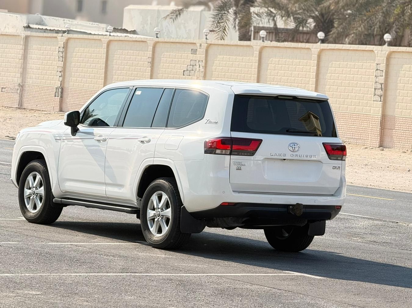 Toyota Land Cruiser GXR Twin Turbo 2022 - Image 3