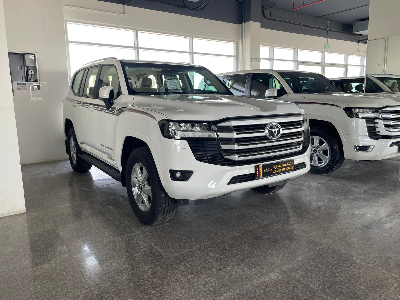 Toyota Land Cruiser GR TWIN TURBO 2023 - Image 2