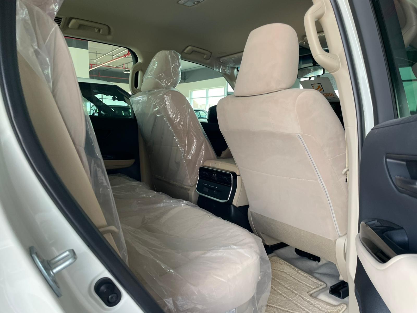 Toyota Land Cruiser GX.R 2023 - Image 3