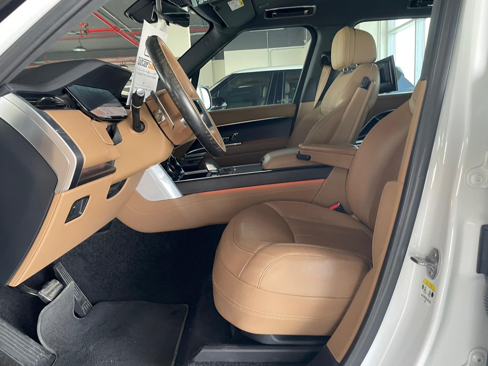 Land Rover Range Rover Velar  HSE  2023 - Image 4