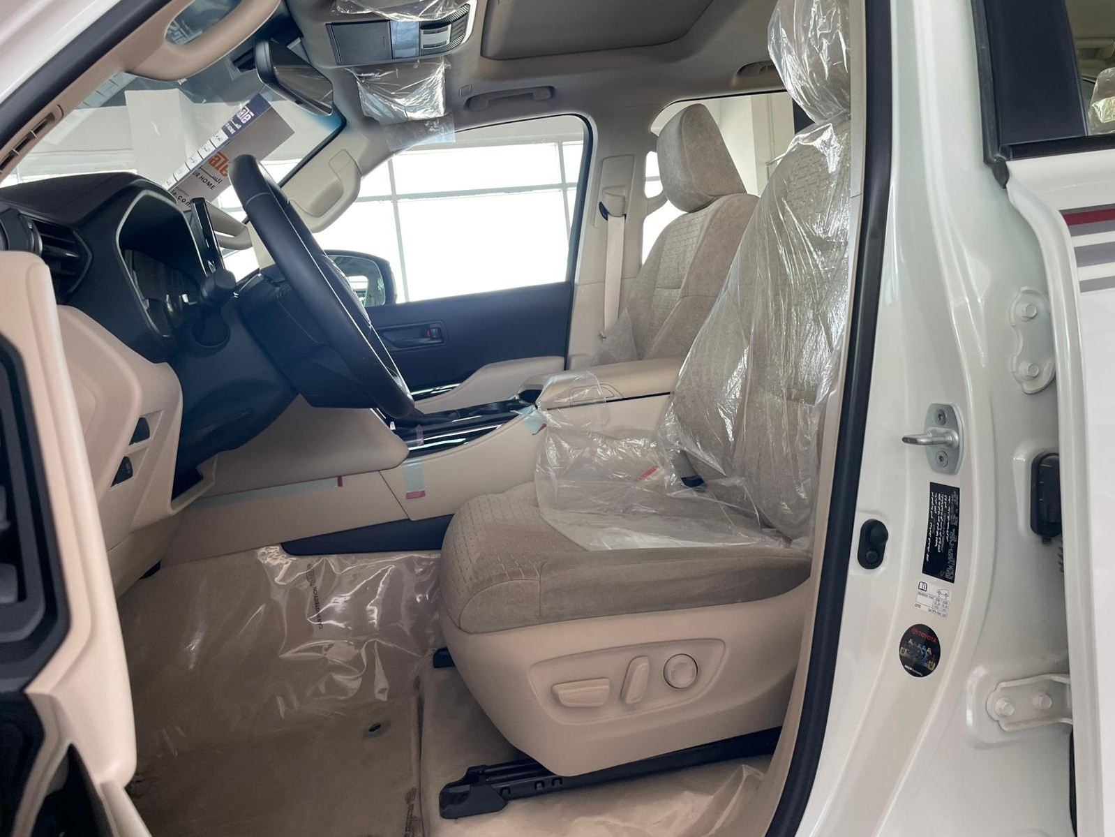 Toyota Land Cruiser GX.R 2023 - Image 3