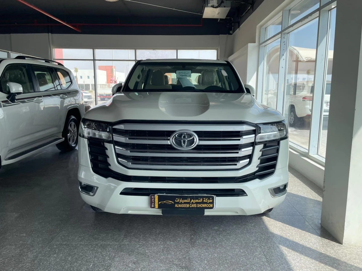 Toyota Land Cruiser GXR Grand Touring 2023