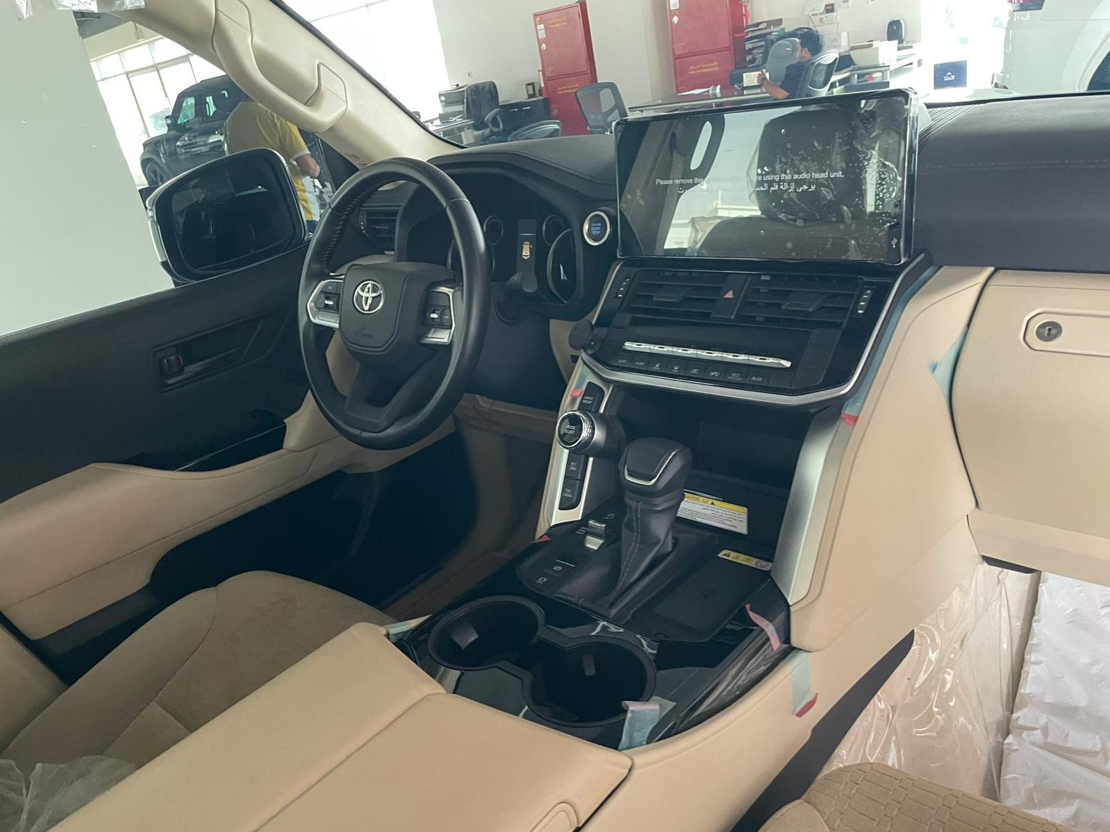 Toyota Land Cruiser GX.R 2023 - Image 2