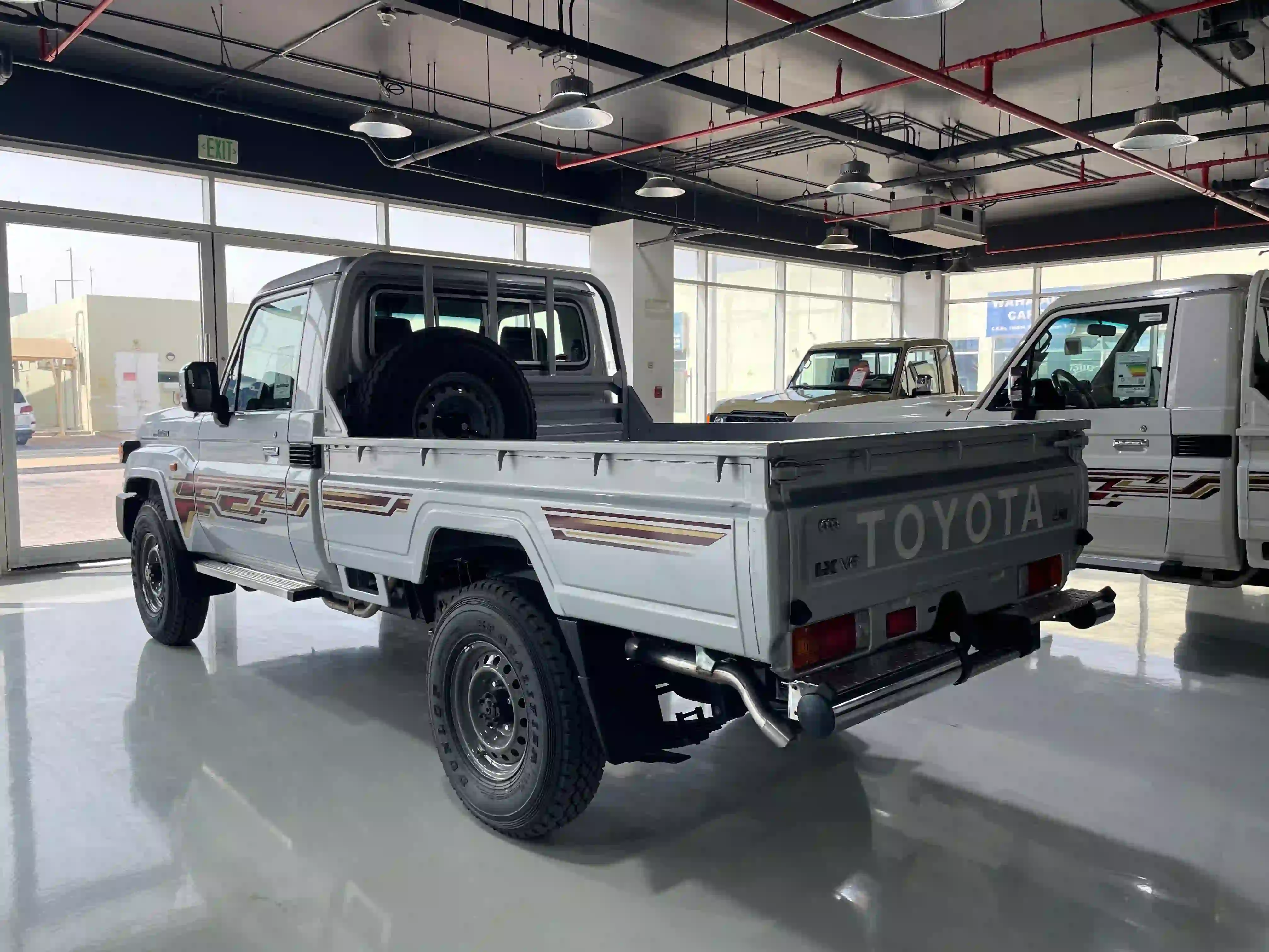 Toyota Land Cruiser LX 2025 - Image 2