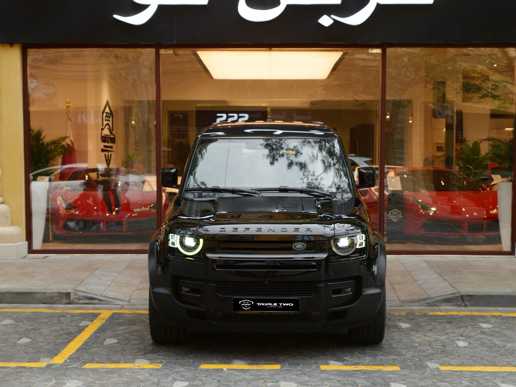 Land Rover Defender 110 HSE 2022 - Image 3
