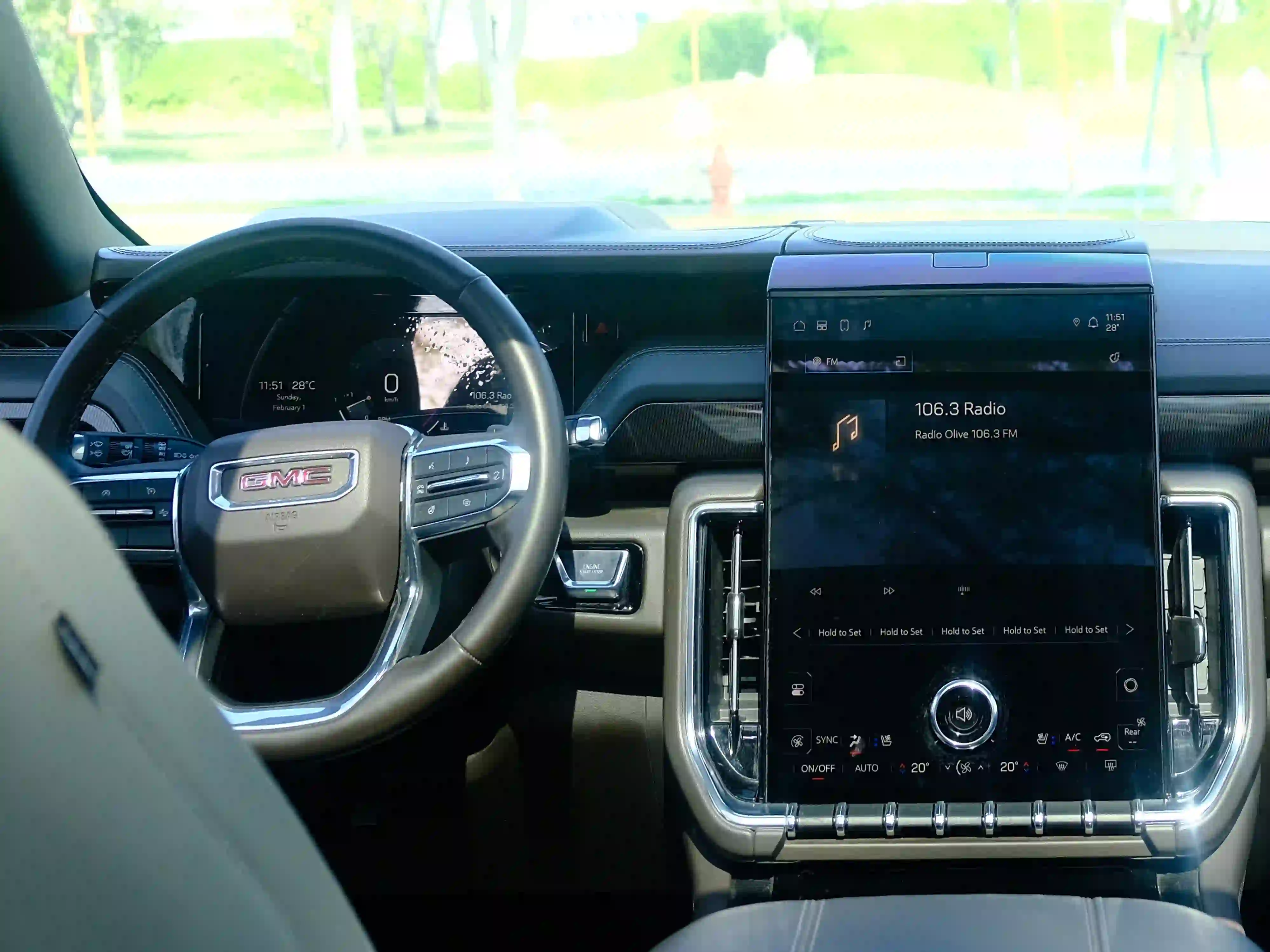 GMC Yukon ELEVATION 2025 - Image 4
