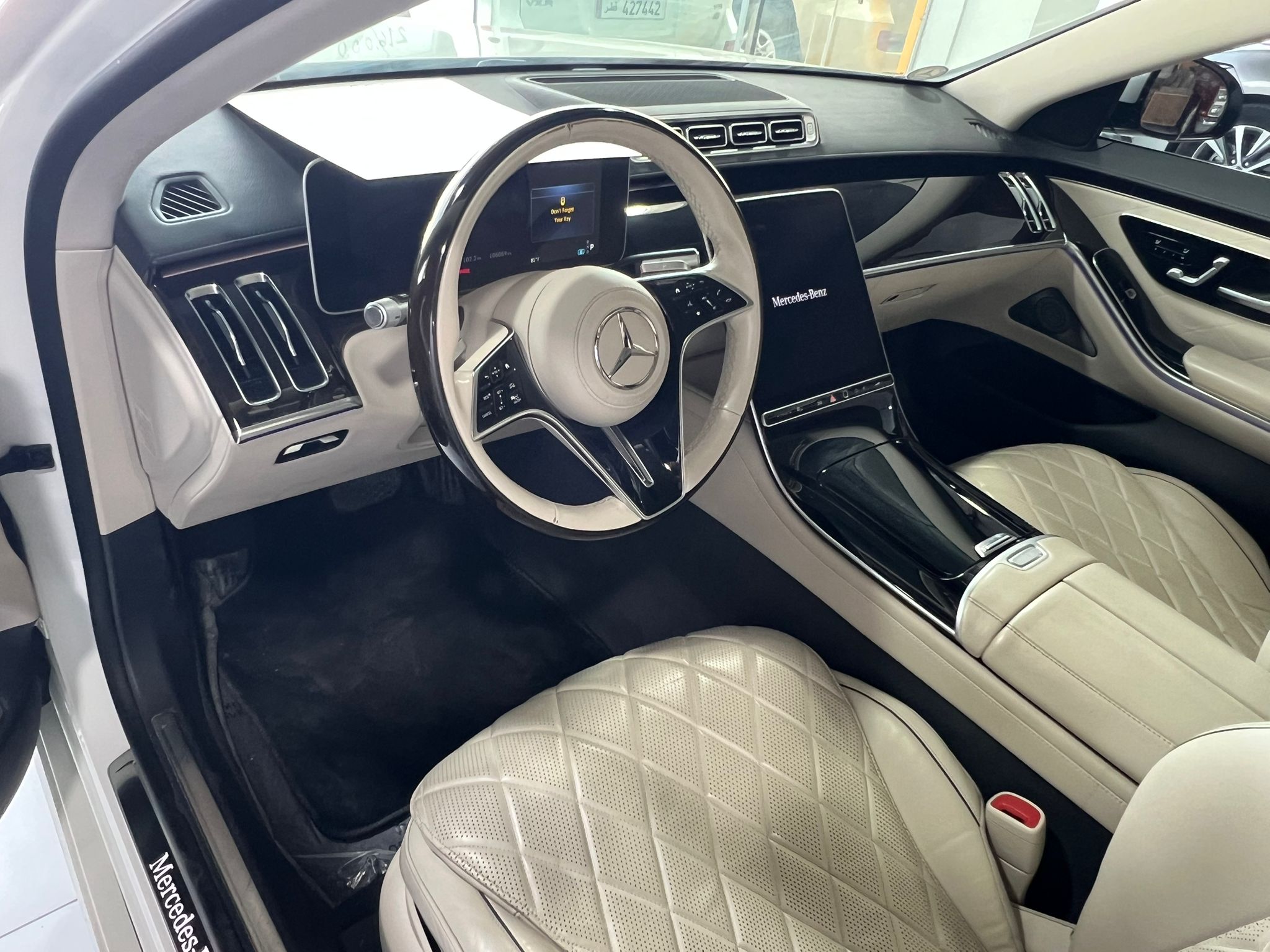 Mercedes-Benz S-Class Sedan 580 2021 - Image 2