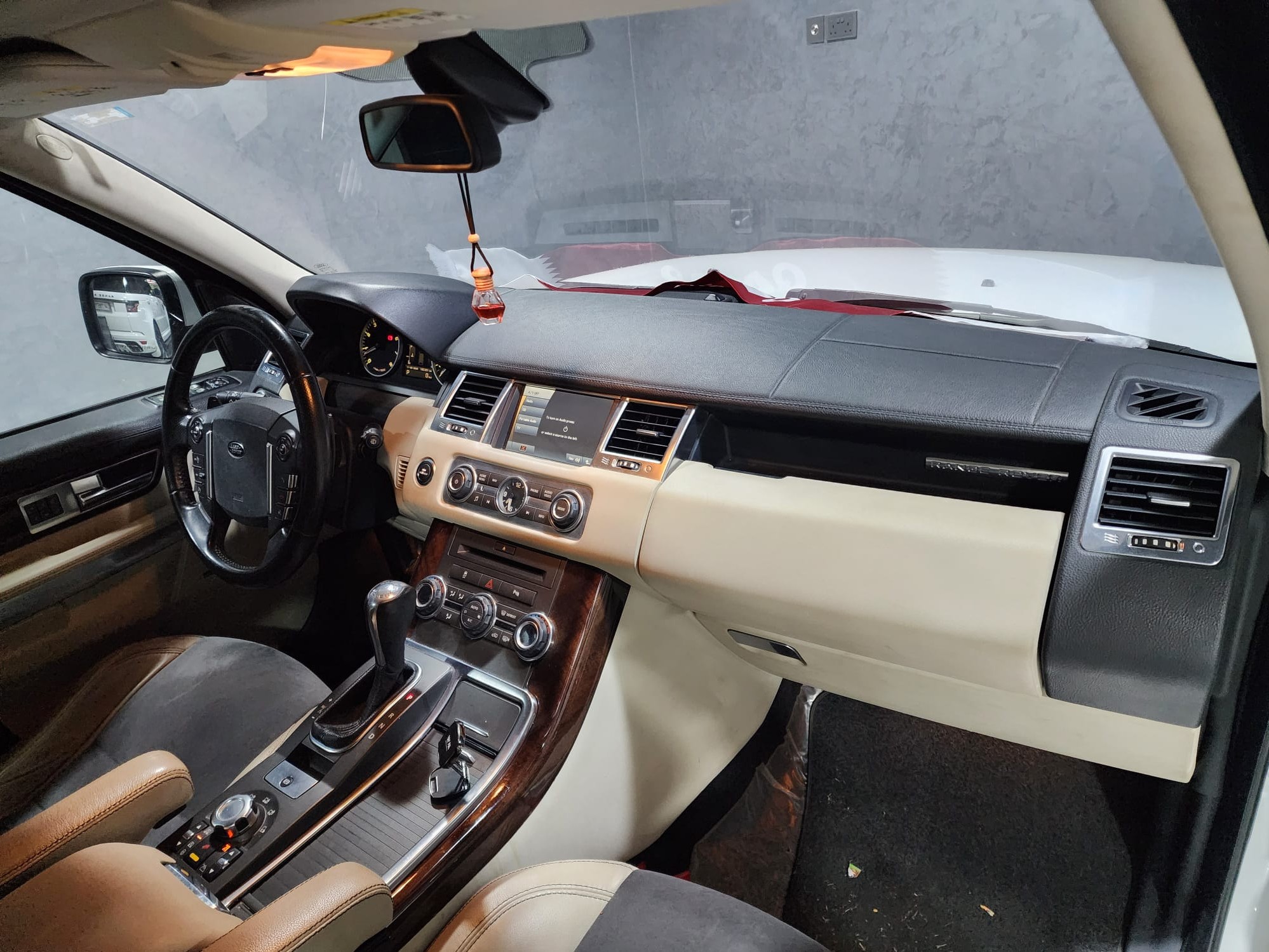 Land Rover Range Rover Sport HSE 2011 - Image 4