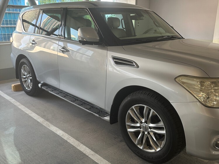 Nissan Patrol LE 2012 - Image 2