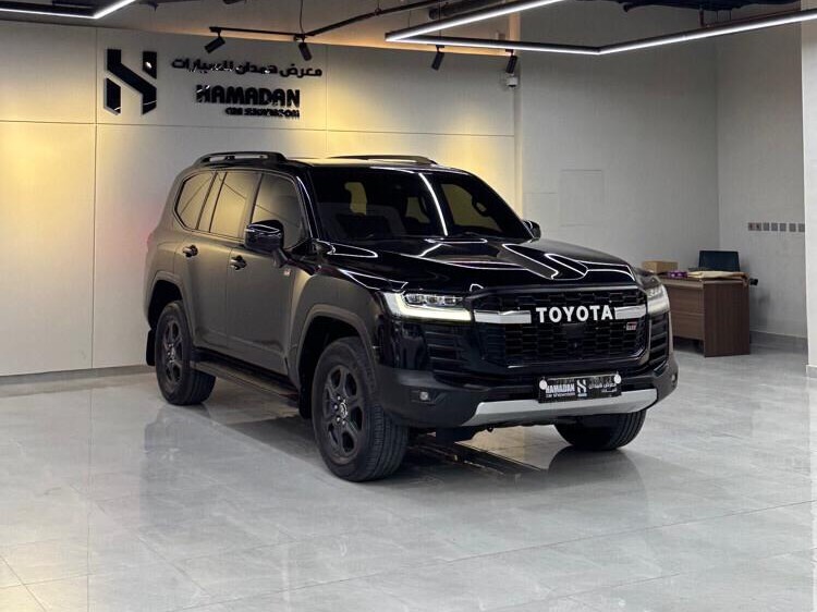 Toyota Land Cruiser GR TWIN TURBO 2022 - Image 2
