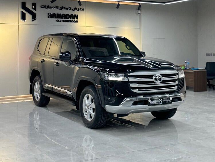Toyota Land Cruiser GX.R 2024 - Image 2
