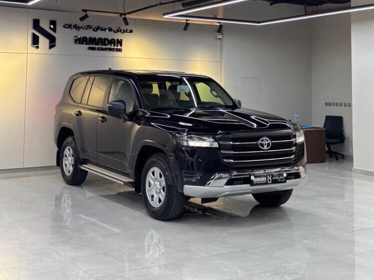 Toyota Land Cruiser GX 2024