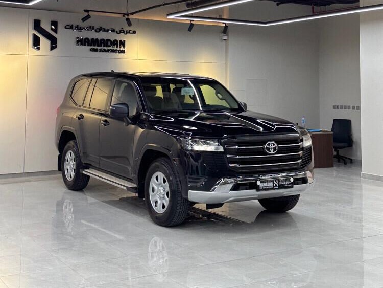 Toyota Land Cruiser GX 2024 - Image 1