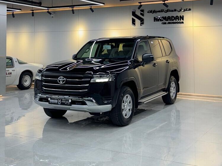 Toyota Land Cruiser GX 2024 - Image 2