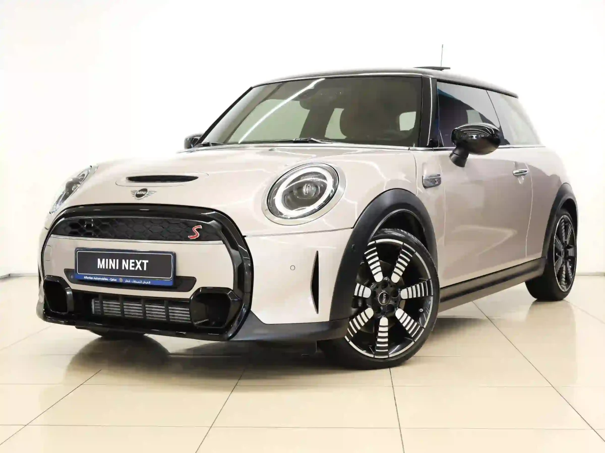 Mini Cooper Classic 2024