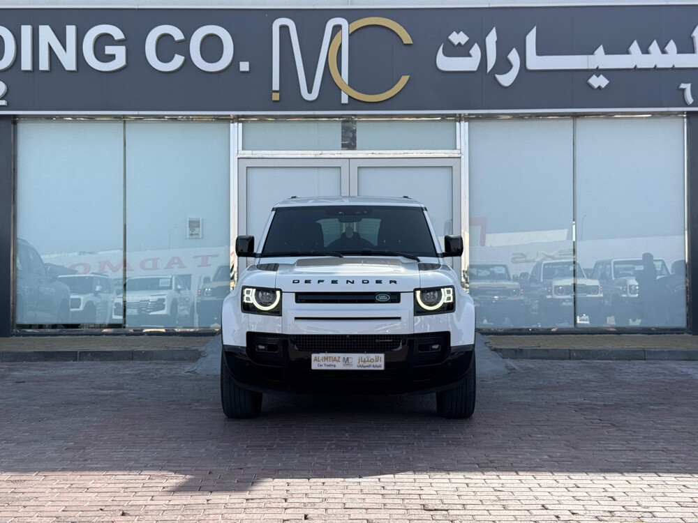 Land Rover Defender X Dynamic 2023 - Image 2