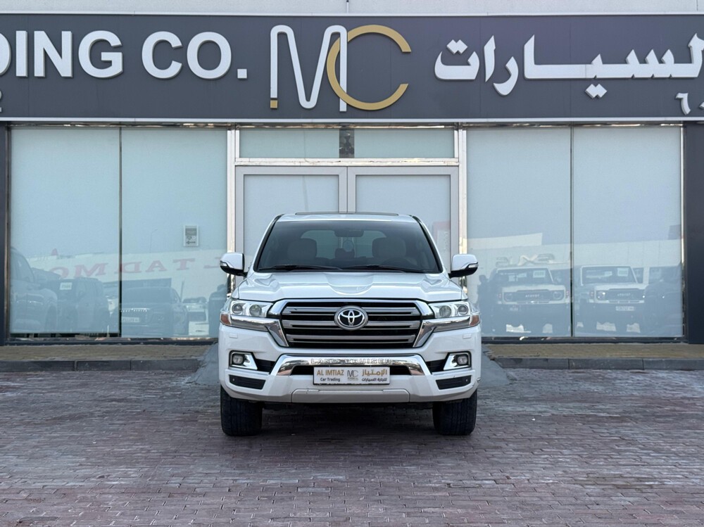 Toyota Land Cruiser GX.R 2018 - Image 2