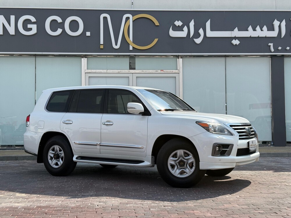 Lexus LX 570 S 2014 - Image 3