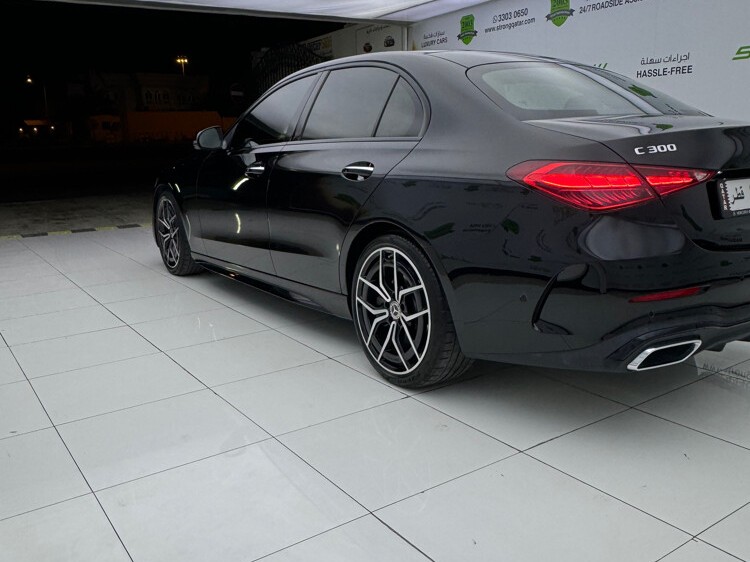 Mercedes-Benz C-Class Sedan 300 2023 - Image 2